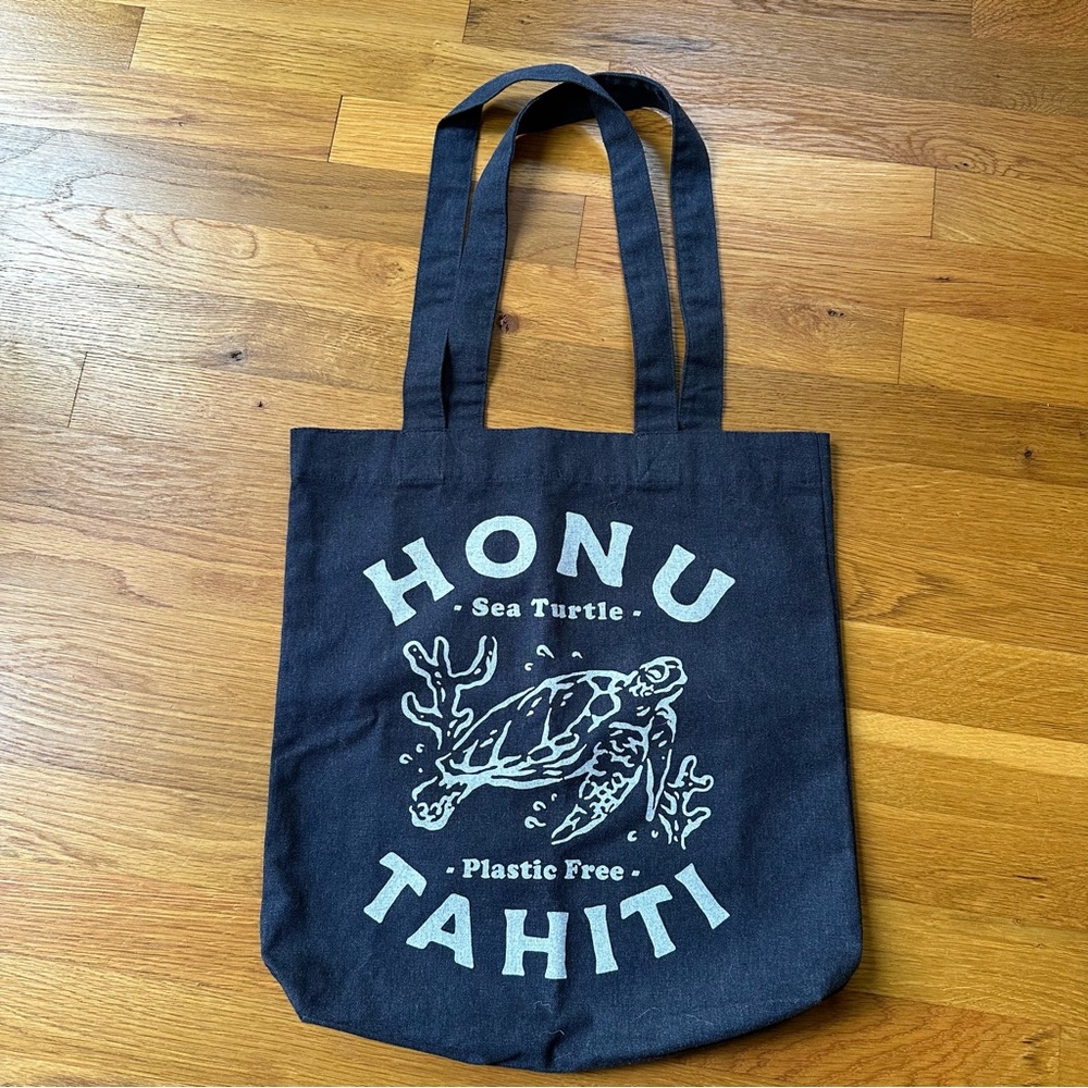 NWOT navy canvas tote bag